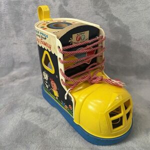 Vintage Little People Wooden Lacing Shoe #136 With All 6 Original People